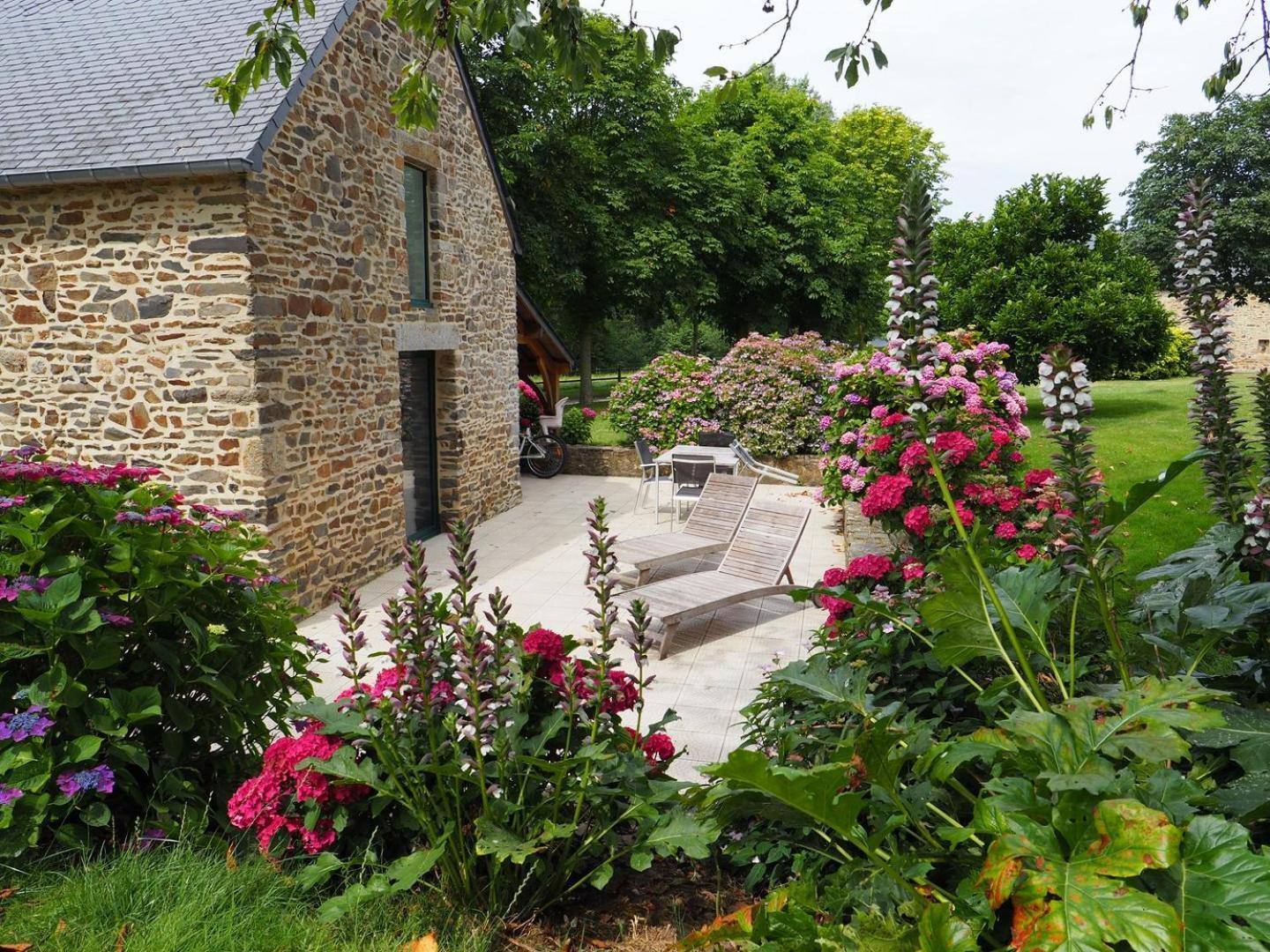 Les Hirondelles Villa Baguer-Pican Luaran gambar